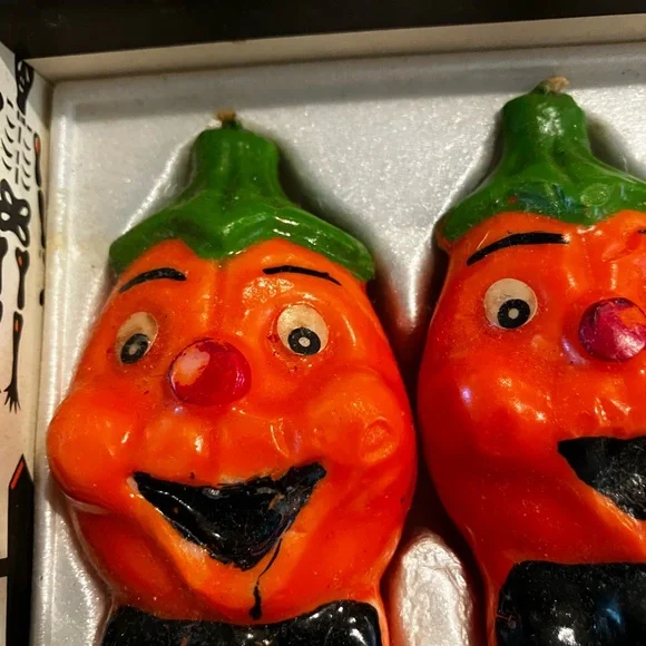 Vintage Halloween Pumpkin Candles - Orange and Black - Picture 2 of 8